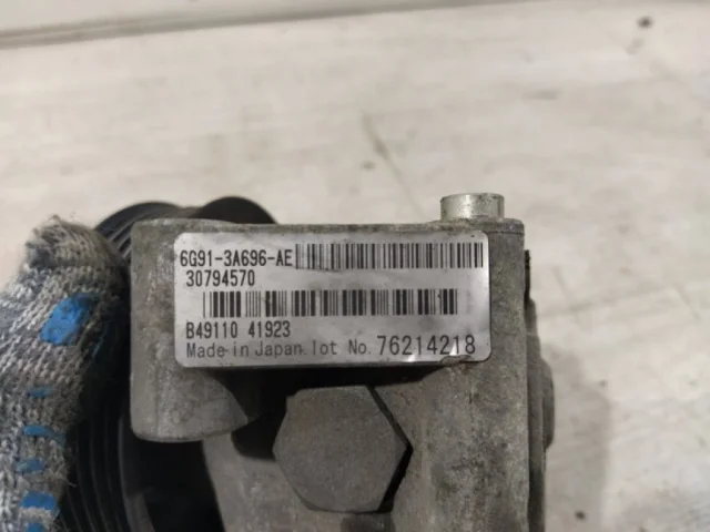 Насос ГУР для Ford Galaxy CD340 2006-2015 на фотографиях