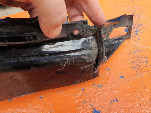 Крылья для Ford Kuga CBV 2008-2013 на фотографиях