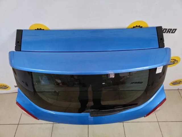 Крышка багажника для Ford Kuga CBV 2008-2013 на фотографиях