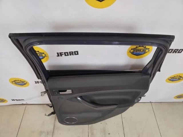 Дверь задняя правая для Ford Kuga CBV 2008-2013 на фотографиях