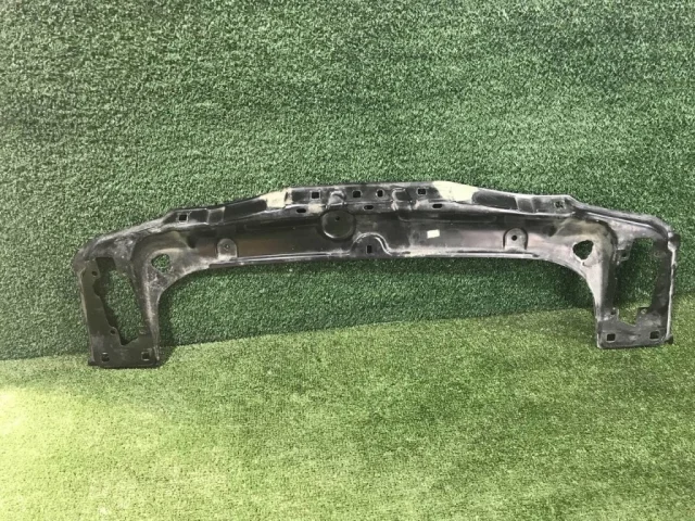 Панель радиатора (телевизор) для BMW 1er Ф21 2012-2014 на фотографиях