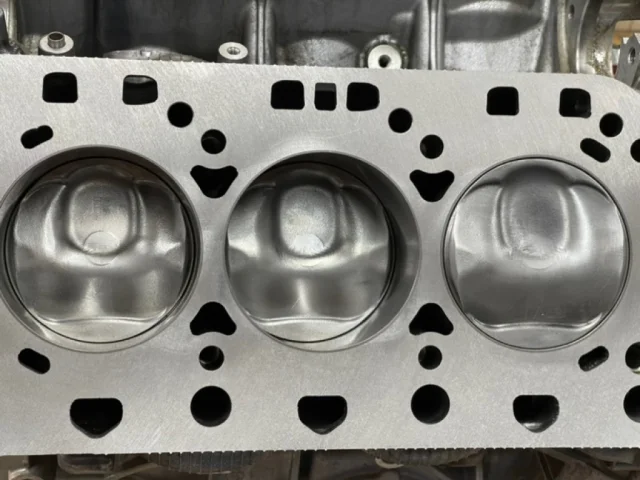 Двигатель без навесного для Porsche Macan 95B 2014-2023 на фотографиях