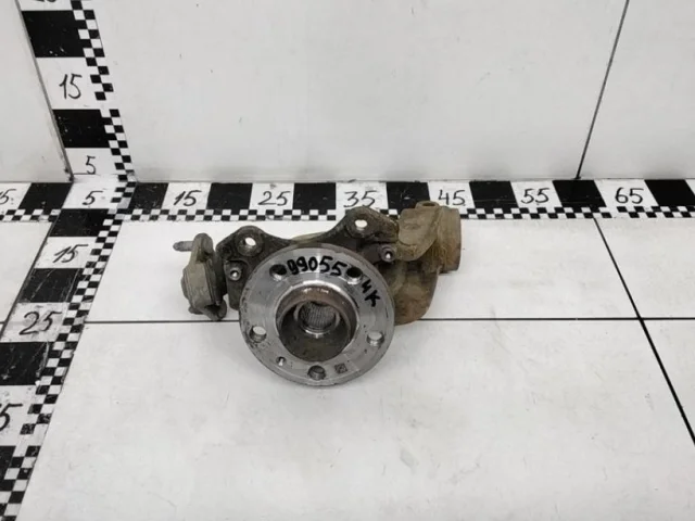 Кулак поворотный левый для Volkswagen Polo V (6R) 2009-2014 на фотографиях