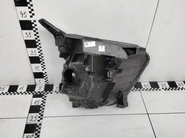 Фара ксенон левая для Hyundai Creta 2 SU2 2021+ на фотографиях