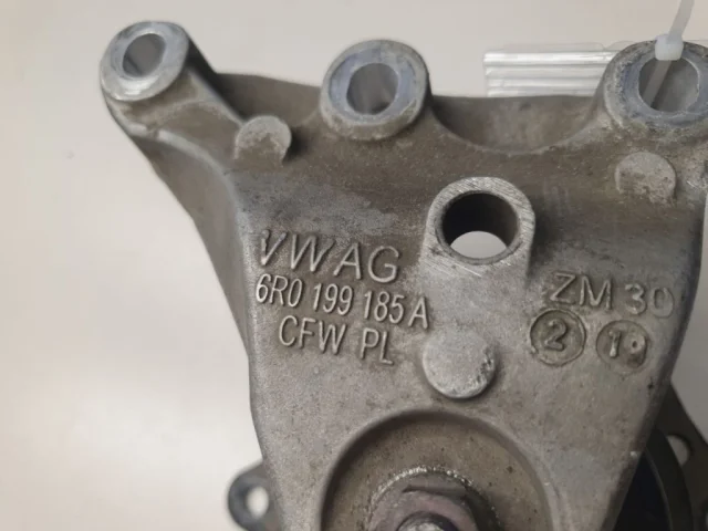 Опора двигателя задняя правая нижняя для Volkswagen Polo V (6C) Седан 2015-2020 на фотографиях