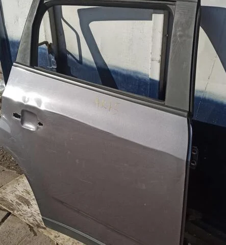 Дверь задняя правая для Chevrolet Orlando (EU) 2010-2015 на фотографиях