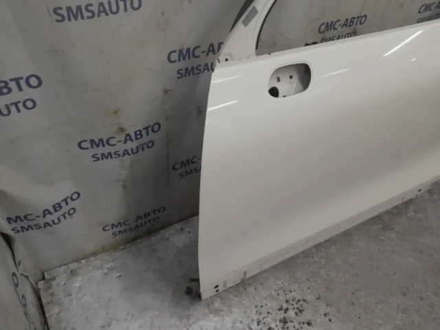 Накладка на дверь передняя левая для Volkswagen Touareg II (7P5) 2010-2014 на фотографиях