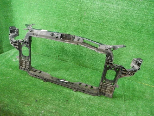 Панель радиатора (телевизор) для Kia Cerato YD 2016-2020 rest. на фотографиях