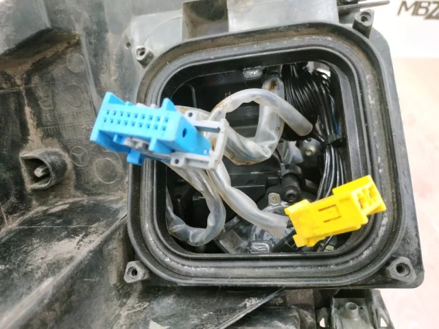 Фара правая для Mercedes-Benz S class X222 Maybach 2014-2017 на фотографиях