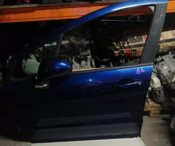 Накладка на дверь передняя левая для Peugeot 308 T7 Хэтчбек 2007-2014 на фотографиях