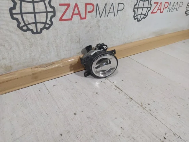 Противотуманка (ПТФ) передняя левая для Infiniti QX 80 2013-2022 на фотографиях