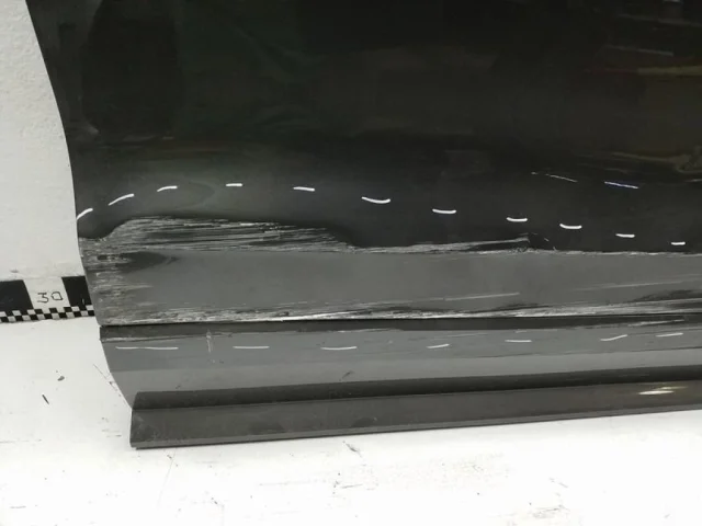 Дверь передняя правая для Audi Q8 4M 2018-2023 на фотографиях