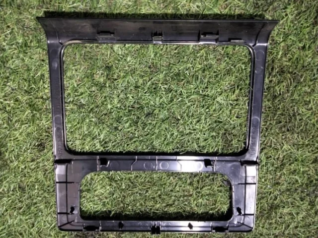 Панель радиатора (телевизор) для Volkswagen Caddy IV (2K) 2015-2020 на фотографиях