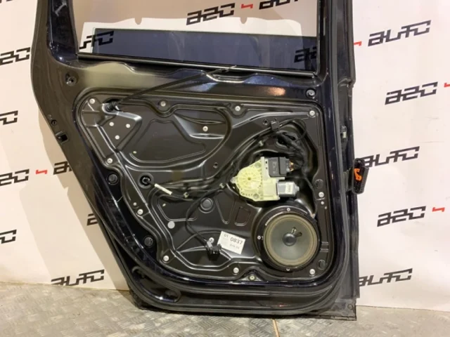 Дверь передняя левая для Volkswagen Passat Variant (B6, Typ 3C) 2004-2010 на фотографиях