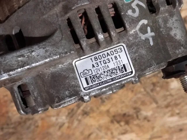 Генератор для Mitsubishi Lancer 10 Хэтчбек CY 2007-2010 на фотографиях