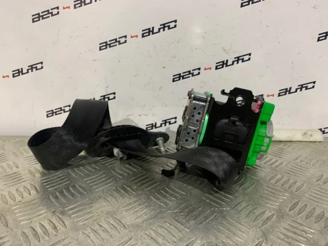 Ремень безопасности передний левый для Citroen C4 Хэтчбек 2010-2016 на фотографиях