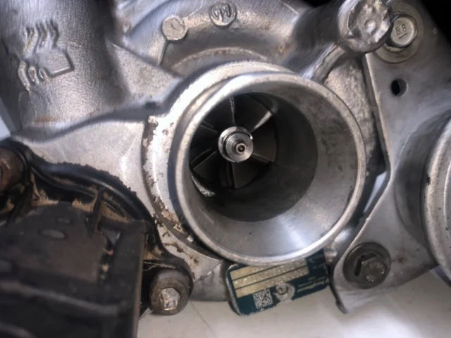 Турбина для Citroen C4 Хэтчбек 2010-2016 на фотографиях