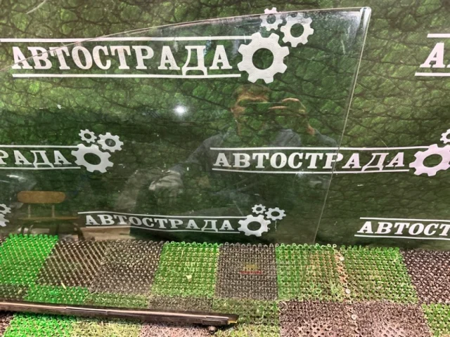 Стекло двери переднее левое для Lexus RX GGL10,15,16W, GYL10,15,16W (JDM) 2009-2014 на фотографиях