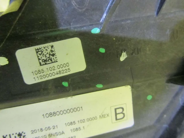 Фара ксенон левая для Infiniti QX 70 2013-2019 на фотографиях