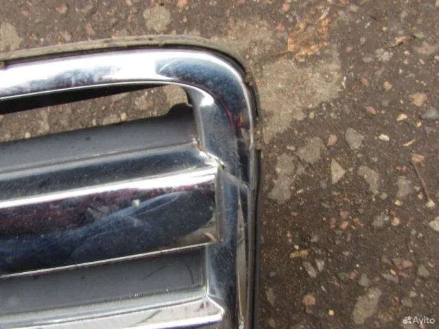 Решетка радиатора для Infiniti QX 56 (JA60) 2004-2007 на фотографиях