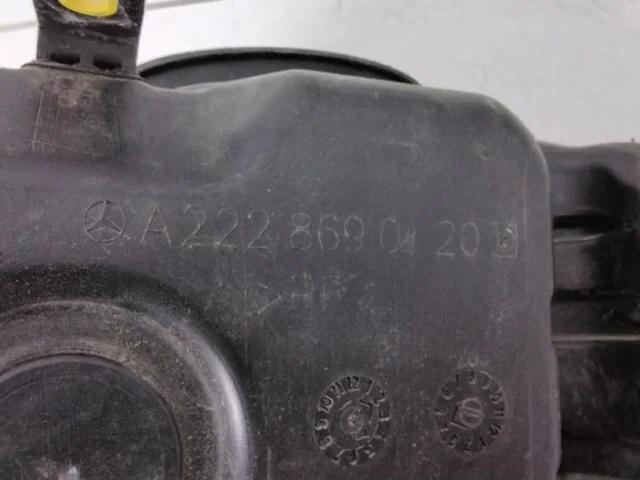 Бачок омывателя для Mercedes-Benz S class W222 2013-2017 на фотографиях