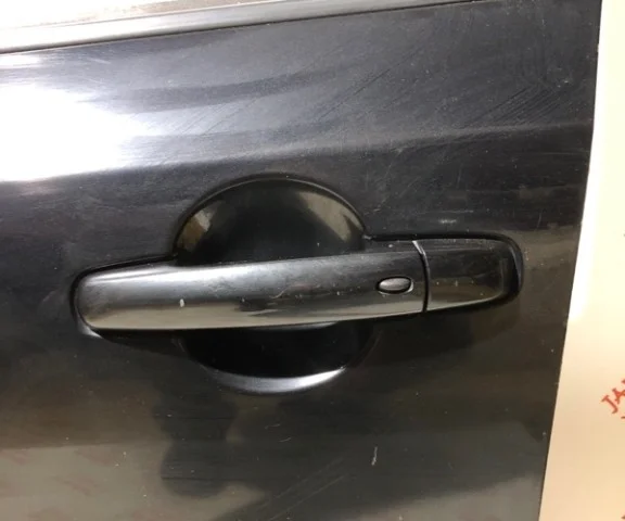 Дверь передняя левая для Suzuki SX4 2006-2009 на фотографиях