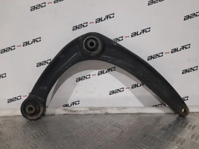 Рычаг передний левый нижний для Citroen C4 Хэтчбек 2010-2016 на фотографиях