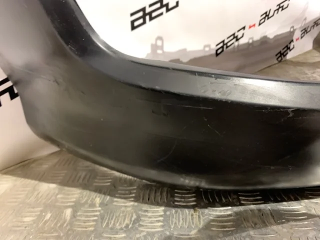 Бампер передний для Peugeot 308 T9 Хэтчбек 2014-2021 на фотографиях