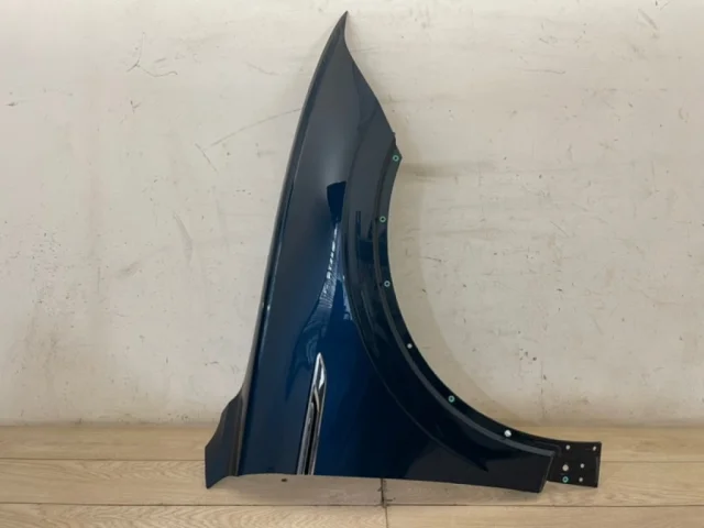 Крыло правое для Volkswagen Touareg III (CR) 2018+ на фотографиях