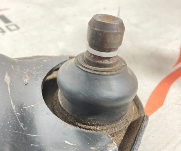 Рычаг задний левый верхний для Infiniti QX 56 2010-2014 на фотографиях