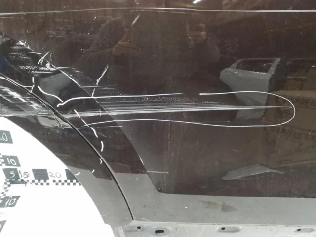 Дверь задняя правая для Audi Q8 4M 2018-2023 на фотографиях