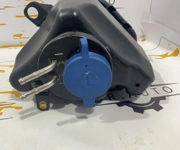 Бачок омывателя для Mercedes-Benz S class W222 2013-2017 на фотографиях