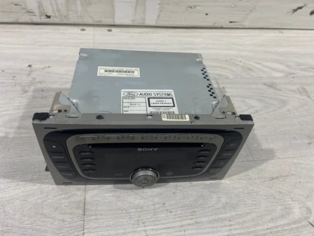 Магнитола для Ford Galaxy CD340 2006-2015 на фотографиях