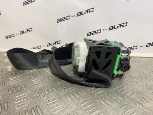 Ремень безопасности передний правый для Citroen C4 Хэтчбек 2010-2016 на фотографиях