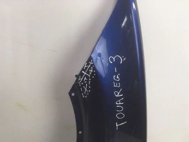 Крылья для Volkswagen Touareg III (CR) 2018+ на фотографиях