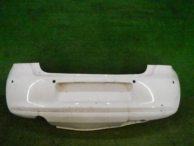 Бампер для Volkswagen Polo V (6R) 2009-2014 на фотографиях