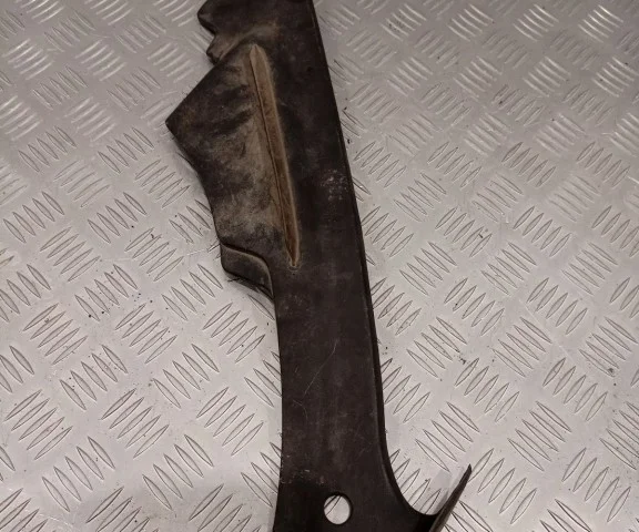 Усилитель переднего бампера для Audi A7 4G 2010-2014 на фотографиях