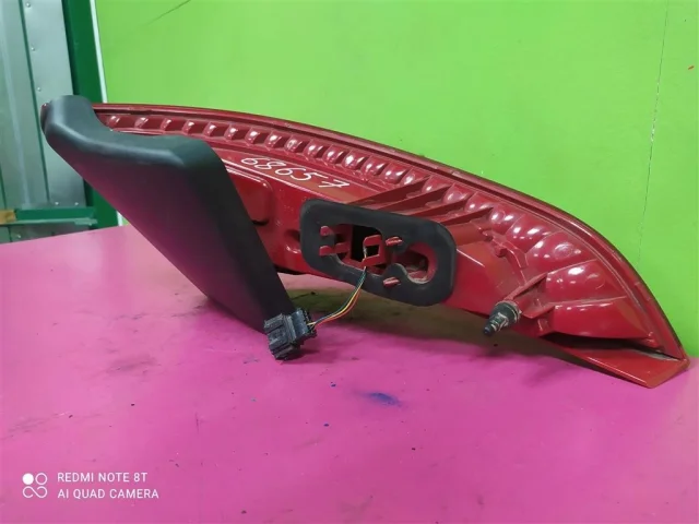 Фонарь внутренний правый для Audi Q5 8R 2008-2016 на фотографиях