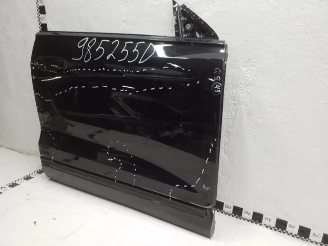 Дверь передняя правая для Audi Q8 4M 2018-2023 на фотографиях