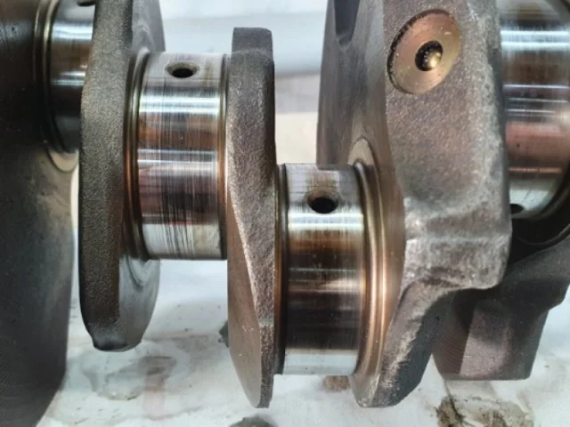 Коленвал для Nissan Teana J31 2003-2007 на фотографиях