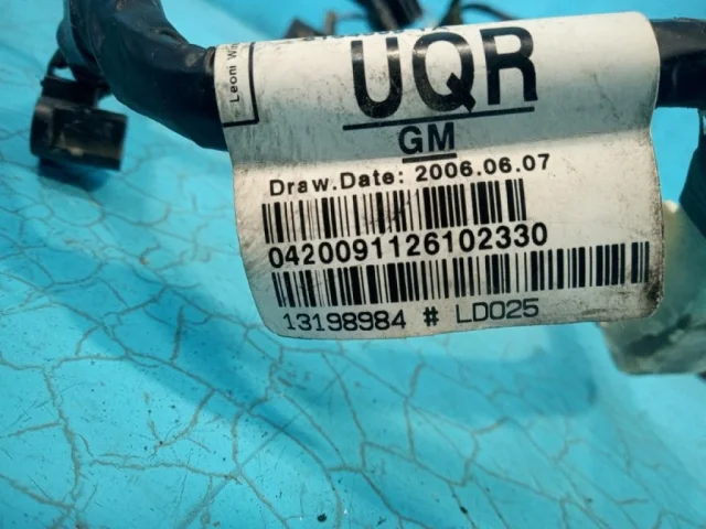 Уплотнитель передней правой двери для Opel Astra H Хэтчбек 2004-2014 на фотографиях