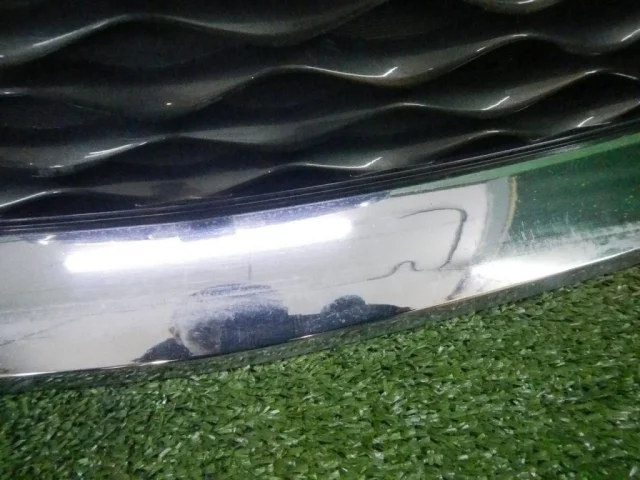 Решетка радиатора для Infiniti QX 80 2013-2022 на фотографиях