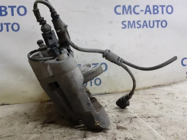 Суппорт передний левый для Audi A6 C6 Avant 2004-2011 на фотографиях