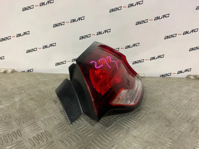 Фара правая для Citroen DS4 2011-2016 на фотографиях