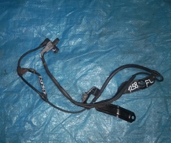 Привод передний левый для Toyota RAV4 XA10 1994-2000 на фотографиях