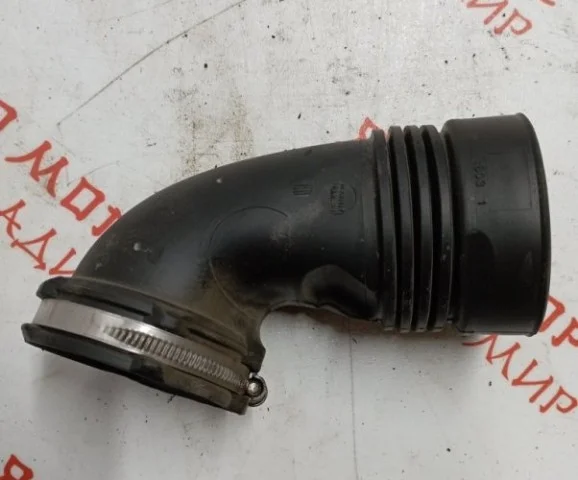 Патрубок интеркулера для Citroen C4 Седан 2010-2016 на фотографиях