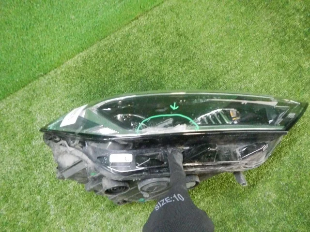 Фары для Volkswagen Jetta 7 2020+ на фотографиях