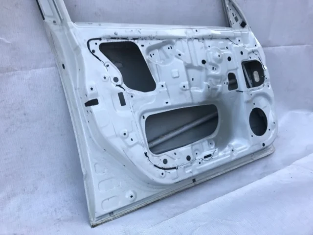 Дверь передняя левая для Subaru Forester SH 2008-2012 на фотографиях