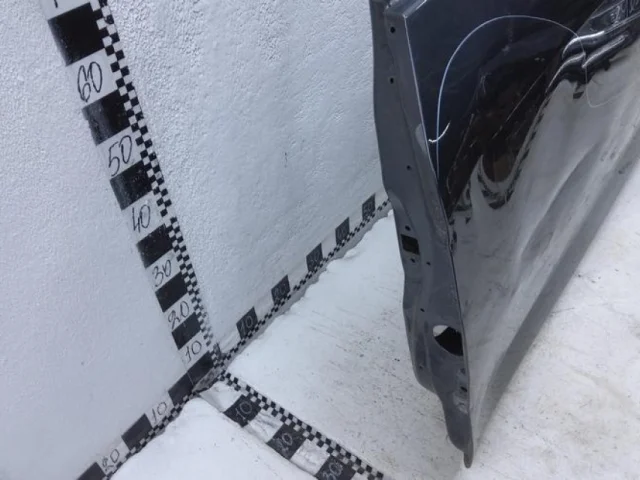 Накладка на дверь передняя левая для Toyota RAV4 XA30 2005-2012 на фотографиях