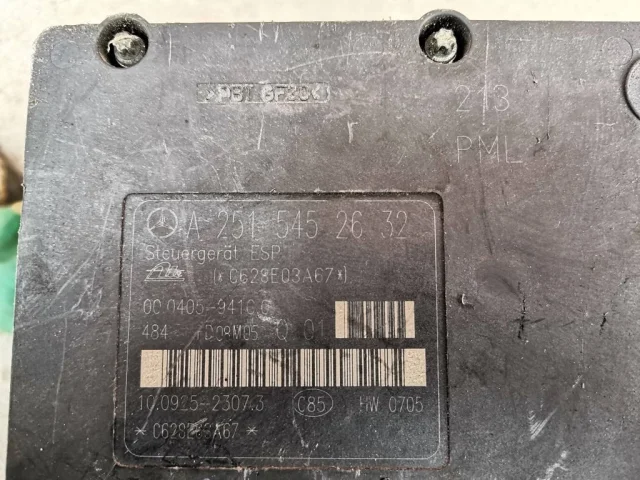 Блок ESP для Mercedes-Benz GL class X164 2006-2012 на фотографиях